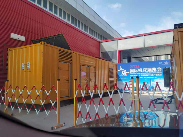 泸定发电车出租-发电机无电压或电压太低怎么办？
