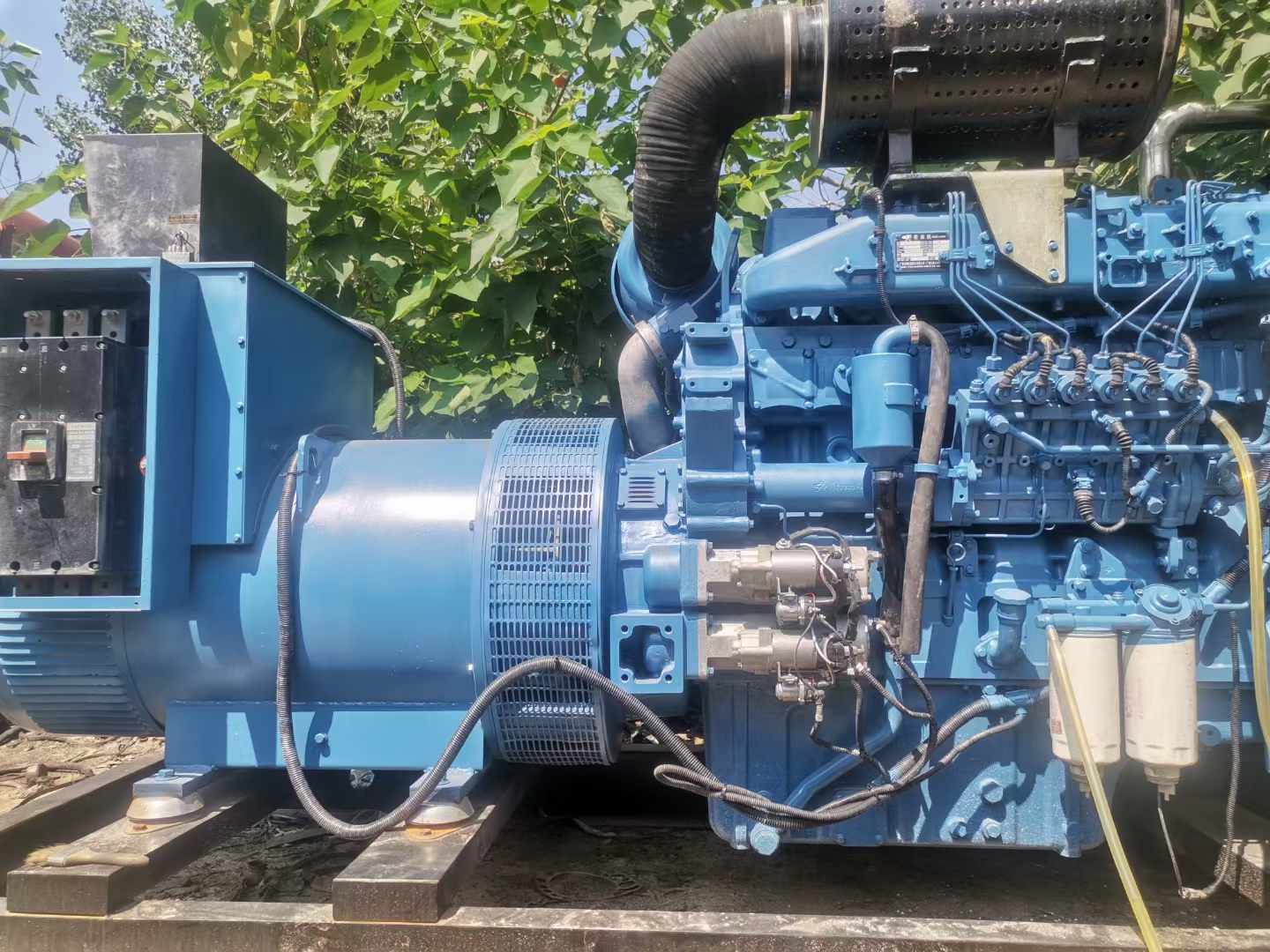 泸定详细说明降低 800kW 柴油发电机输出电流波动的方法