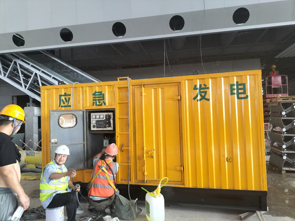 泸定怎样判断空气滤清器是否需要更换？